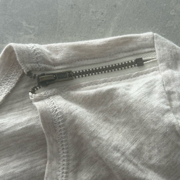 NWT Banana Republic Women’s Shoulder Zip Color Block Long Sleeve Shirt - Picture 4 of 7